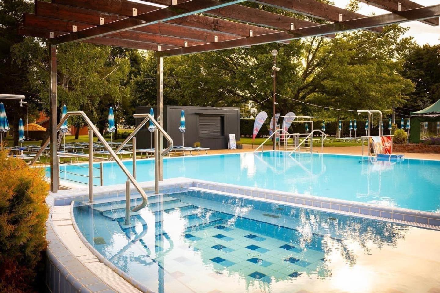 Dom Pri Kupalisku Thermalpark Na Malotejedskej Dunajská Streda Buitenkant foto